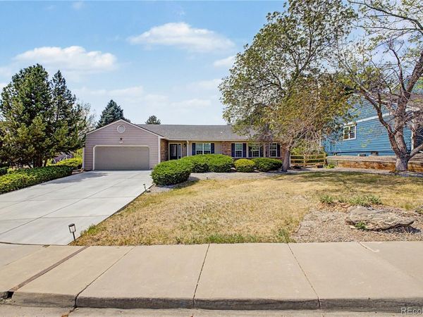 7831 Sangre De Cristo , Littleton, CO 80127