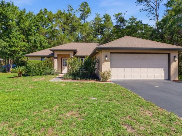 9735 W DUNNELLON ROAD , CRYSTAL RIVER, FL 34428