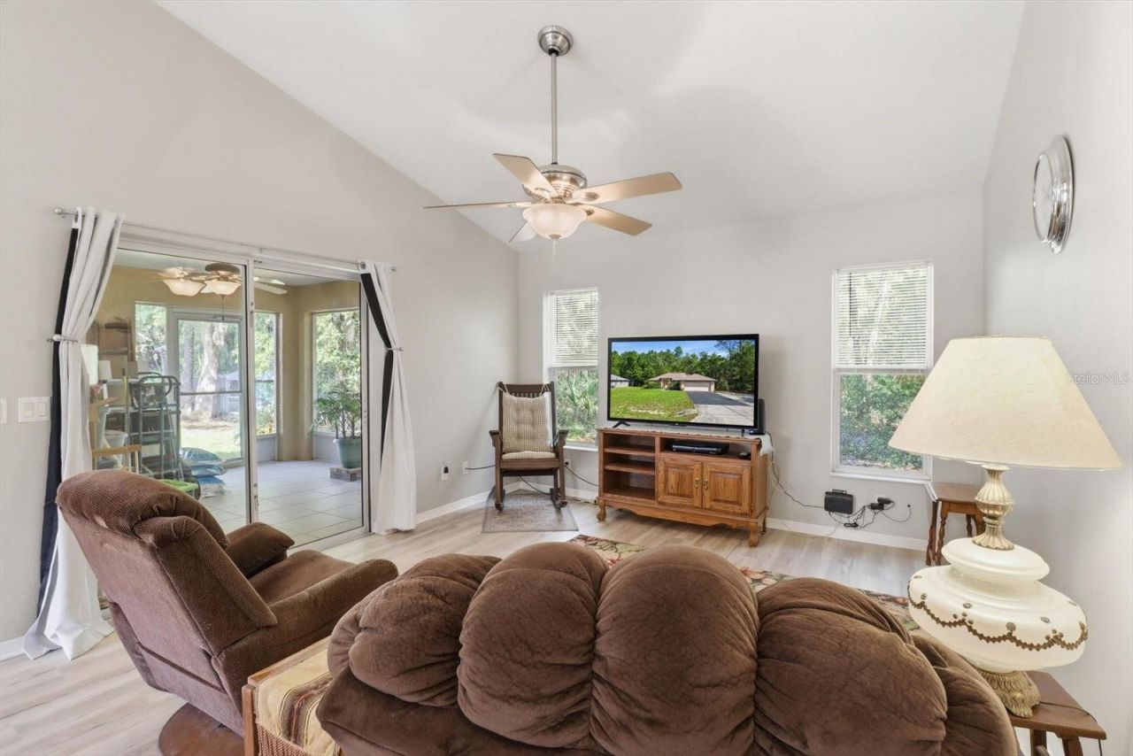 9735 W Dunnellon Road , Crystal River, FL 34428 Photo
