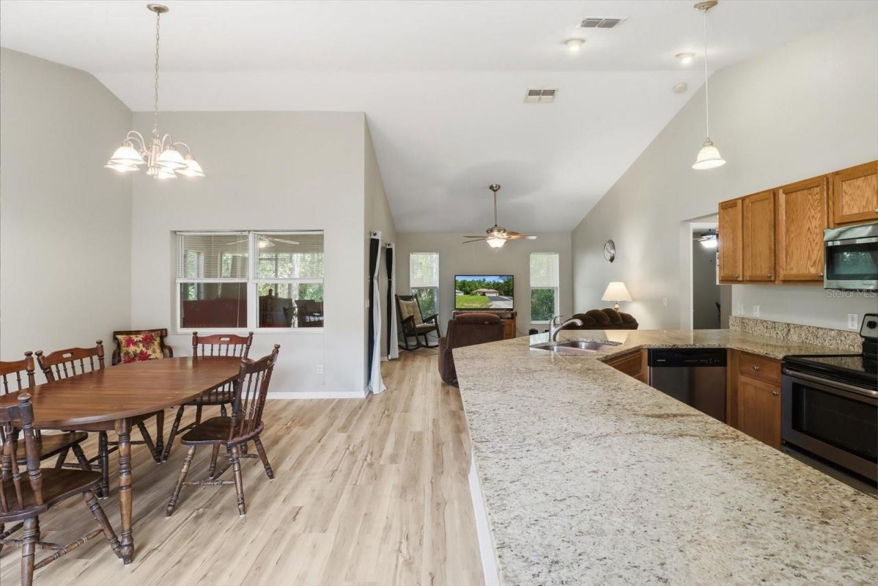 9735 W Dunnellon Road , Crystal River, FL 34428 Photo