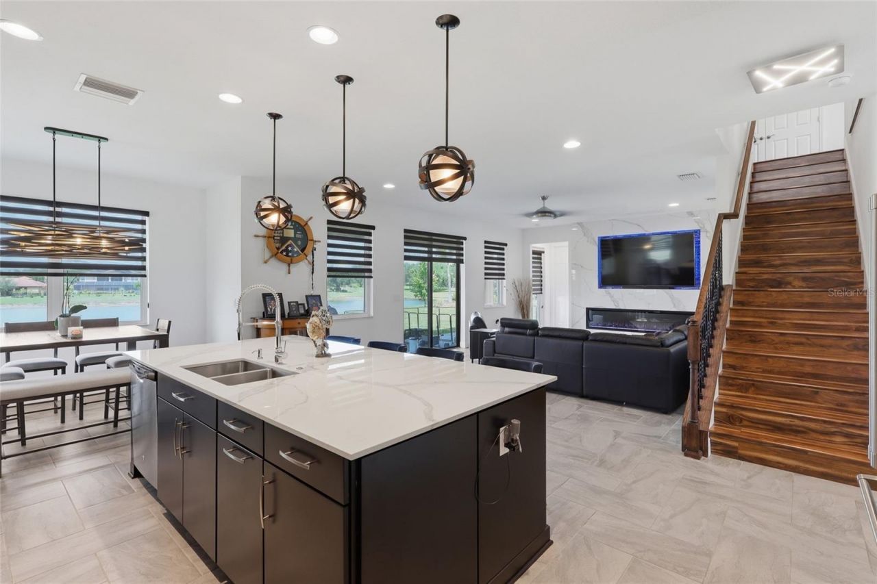 9410 Lisbon Street , Seffner, FL 33584 Photo