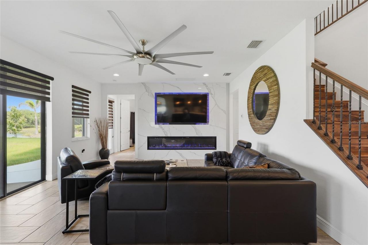 9410 Lisbon Street , Seffner, FL 33584 Photo
