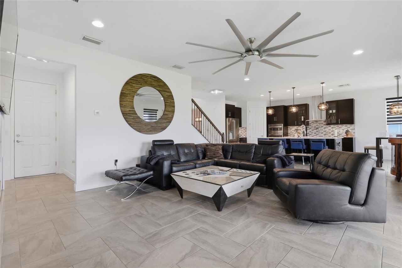 9410 Lisbon Street , Seffner, FL 33584 Photo