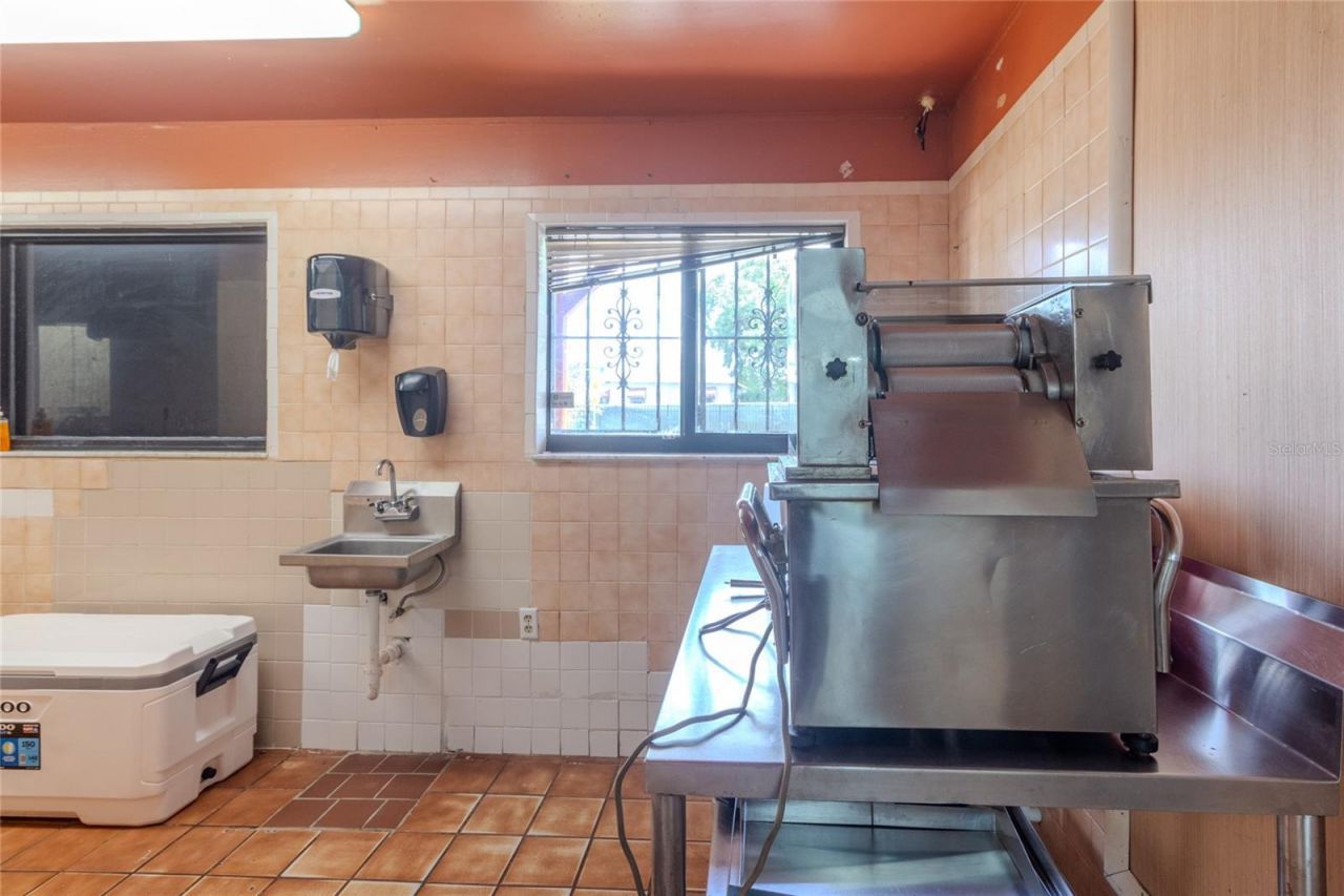 1046 Martin L King Jr Avenue , Lakeland, FL 33805 Photo