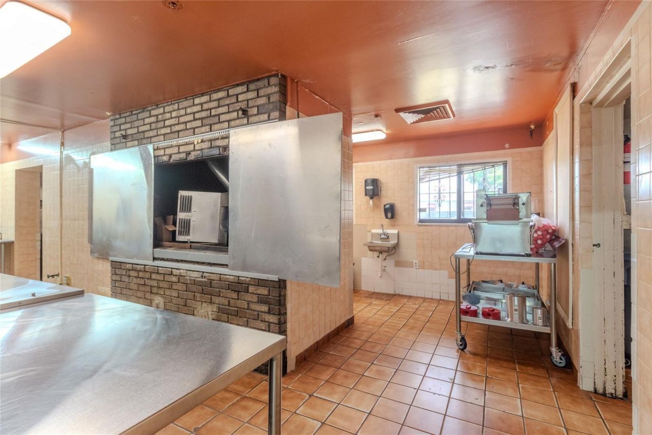 1046 Martin L King Jr Avenue , Lakeland, FL 33805 Photo