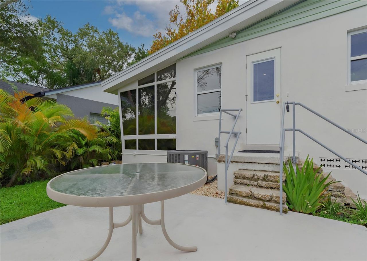 4111 Dr Martin Luther King Jr Street N, Saint Petersburg, FL 33703 Photo