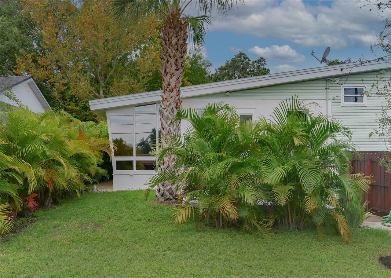 4111 Dr Martin Luther King Jr Street N, Saint Petersburg, FL 33703 Photo