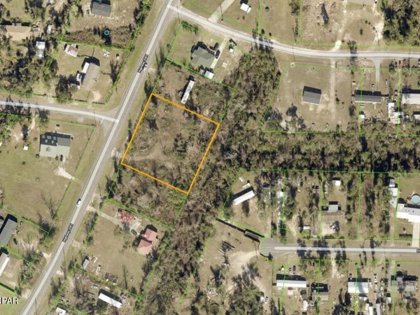 10226 Highway 2301 , Youngstown, FL 32466