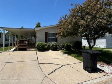 46 Bellwood, Swartz Creek, MI 48473