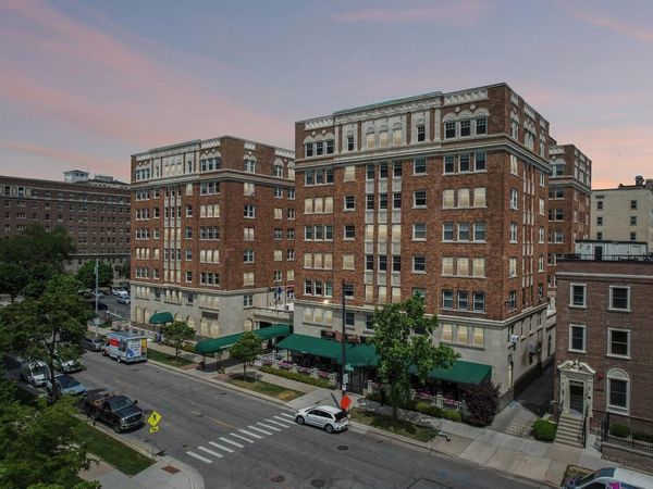1028 E Juneau AVENUE, Unit 825-26, Milwaukee, WI 53202