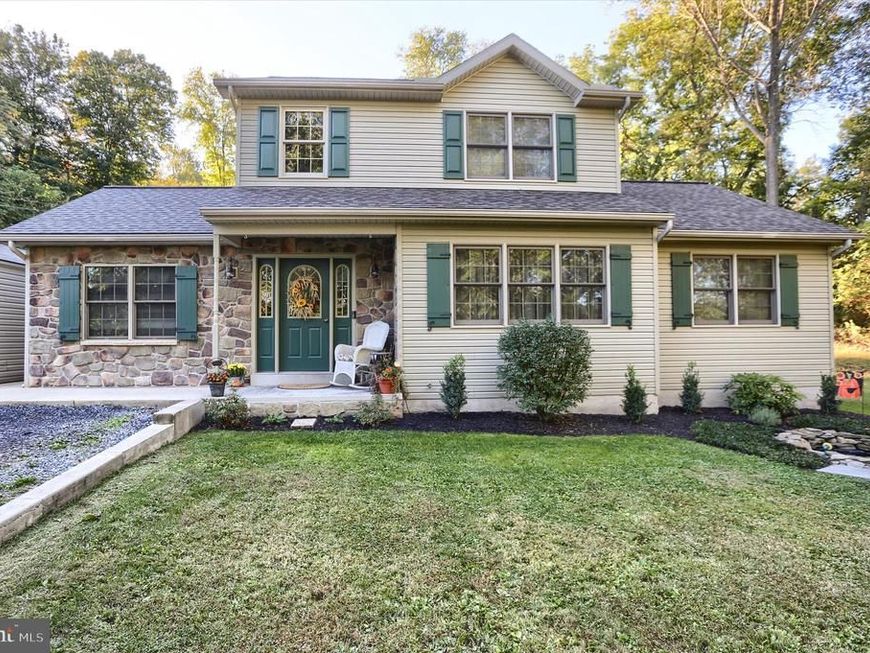 615 Singer Lane, Dauphin, PA 17018 Main Photo