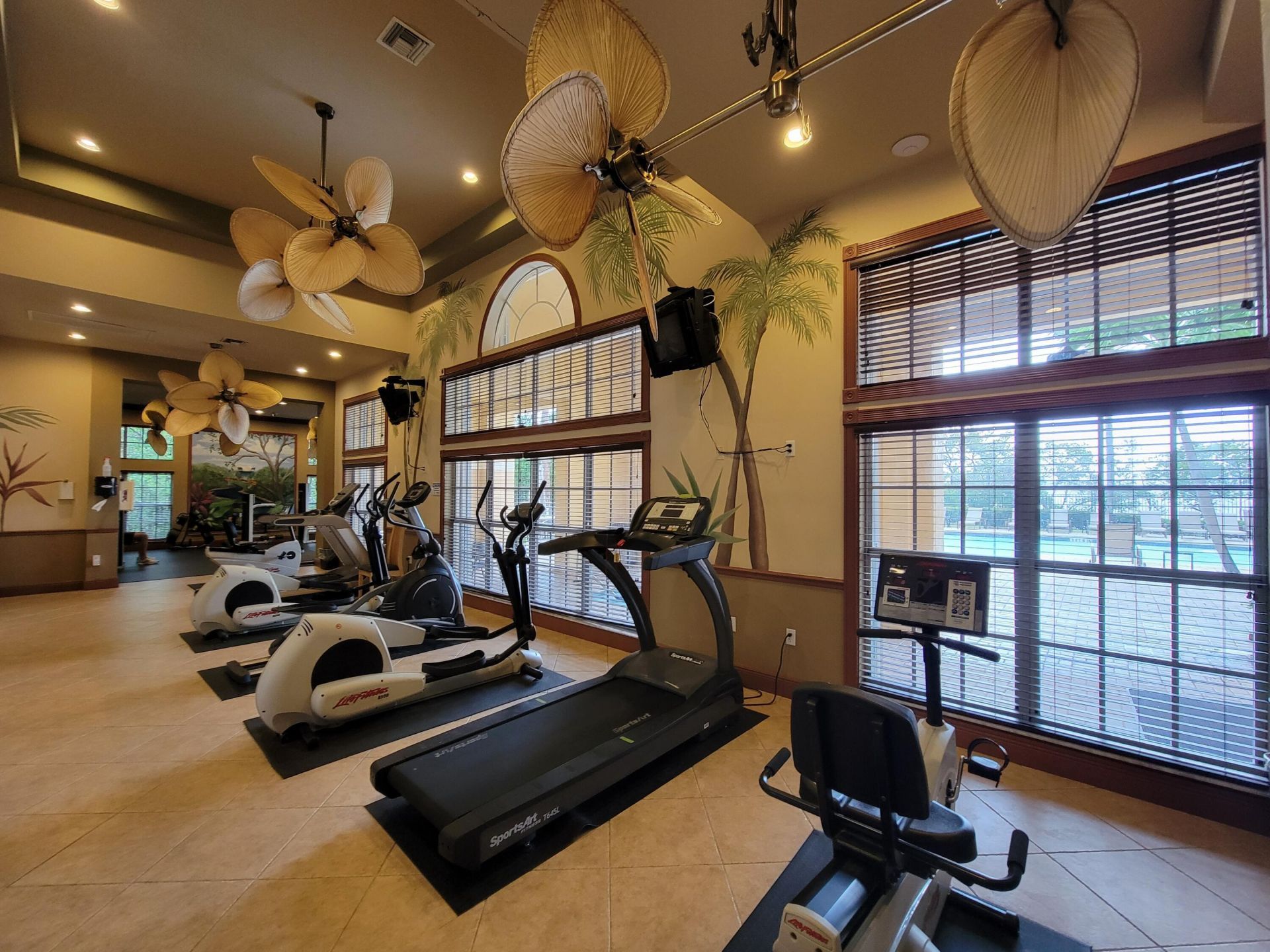 400 Scotia Drive, Unit 203, Hypoluxo, FL 33462 Photo