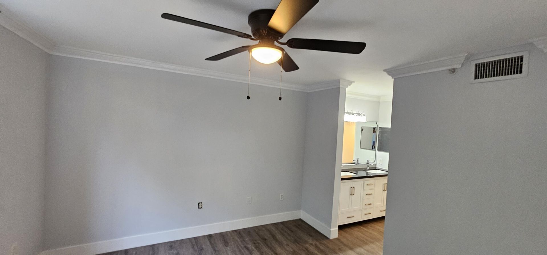 400 Scotia Drive, Unit 203, Hypoluxo, FL 33462 Photo