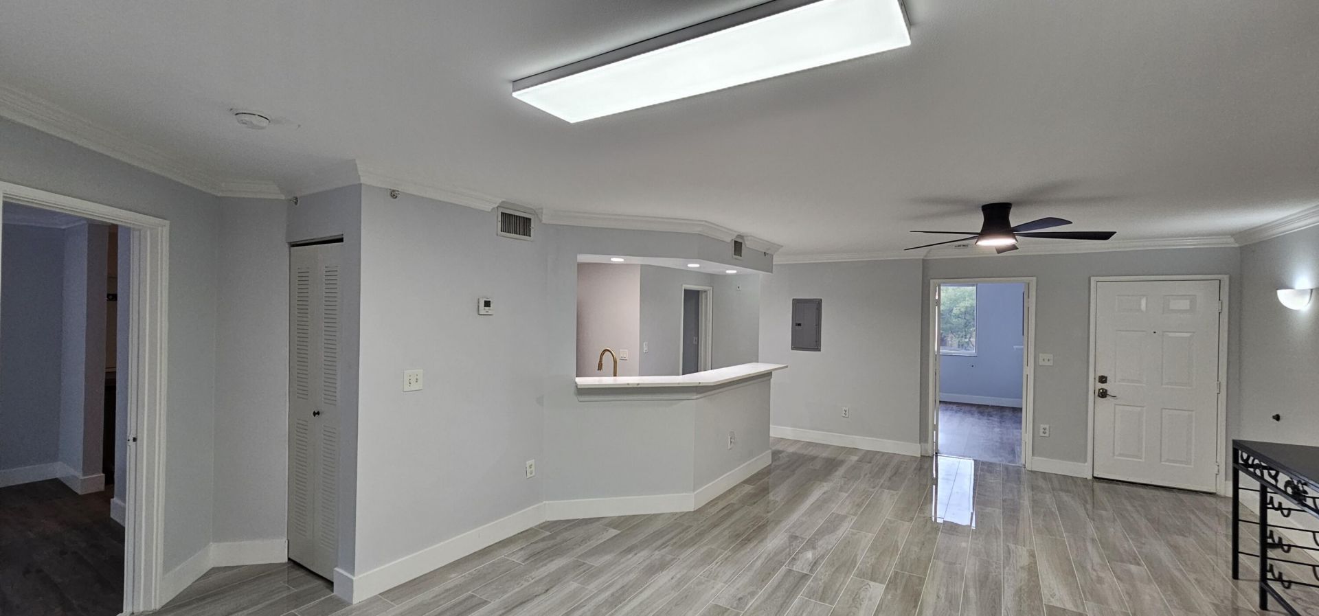 400 Scotia Drive, Unit 203, Hypoluxo, FL 33462 Photo