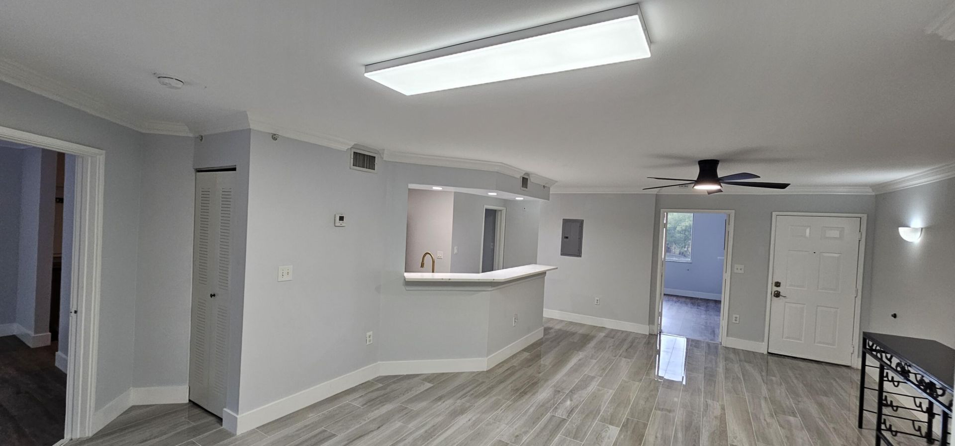 400 Scotia Drive, Unit 203, Hypoluxo, FL 33462 Photo