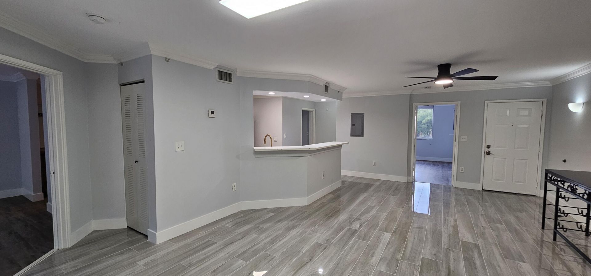 400 Scotia Drive, Unit 203, Hypoluxo, FL 33462 Photo
