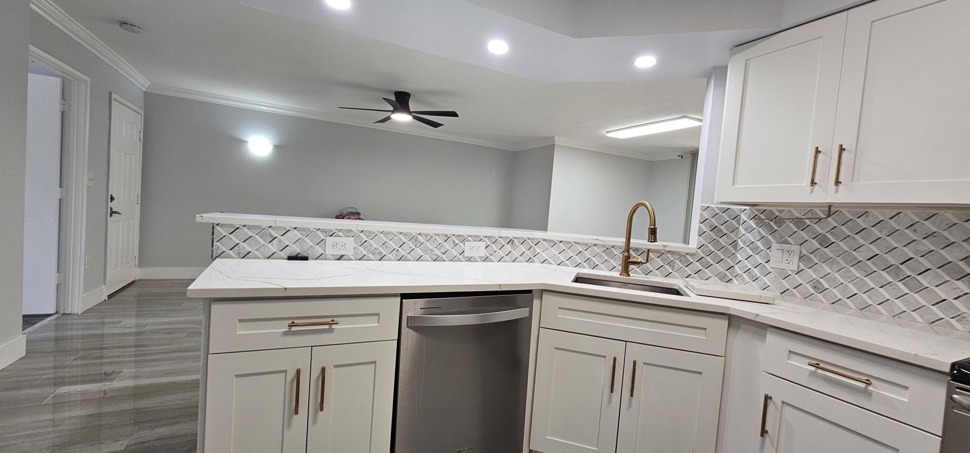 400 Scotia Drive, Unit 203, Hypoluxo, FL 33462 Photo