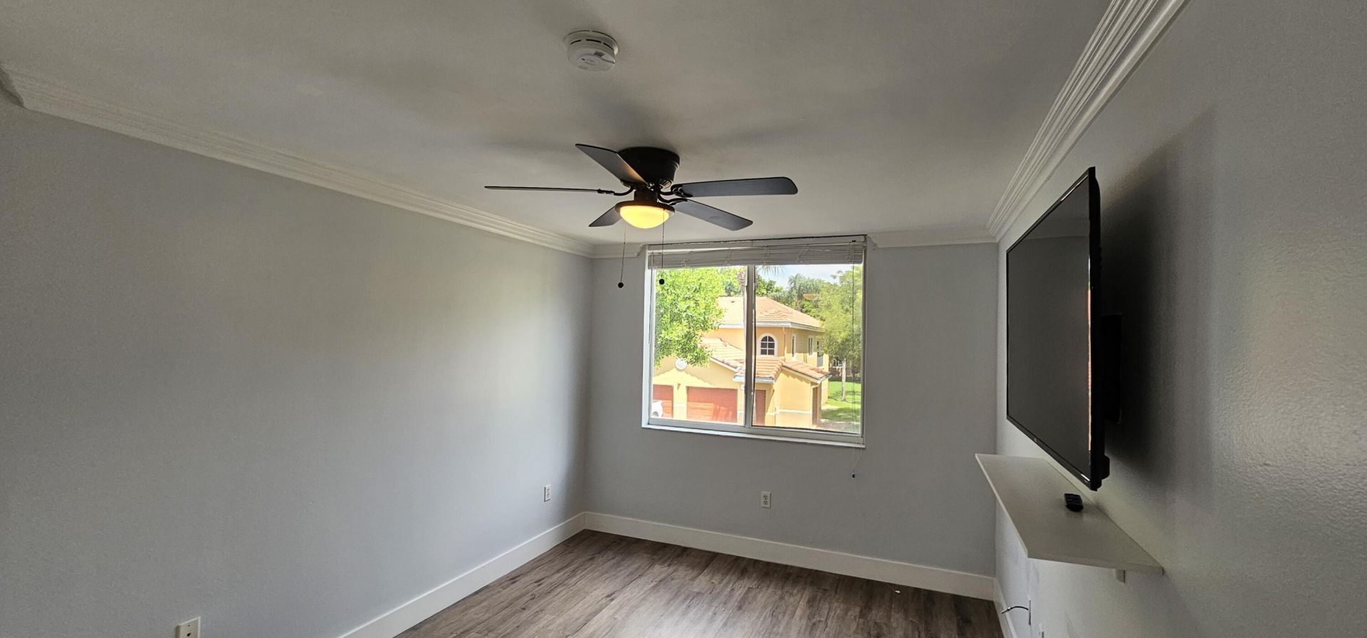 400 Scotia Drive, Unit 203, Hypoluxo, FL 33462 Photo