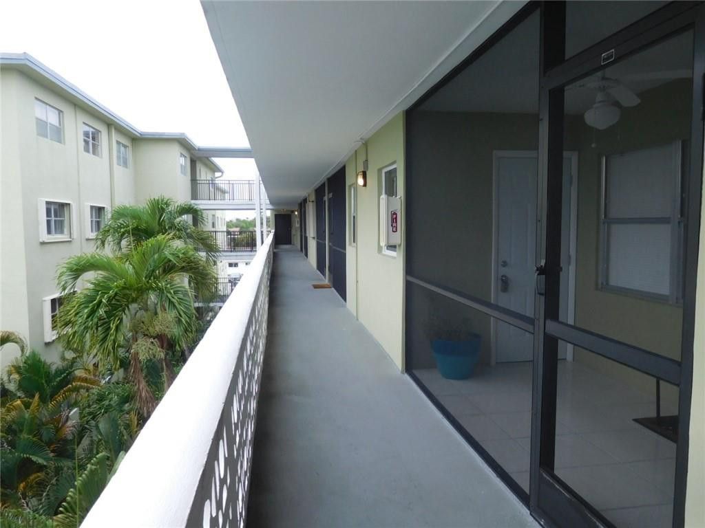 1425 Arthur Street, Unit 414b, Hollywood, FL 33020 Photo