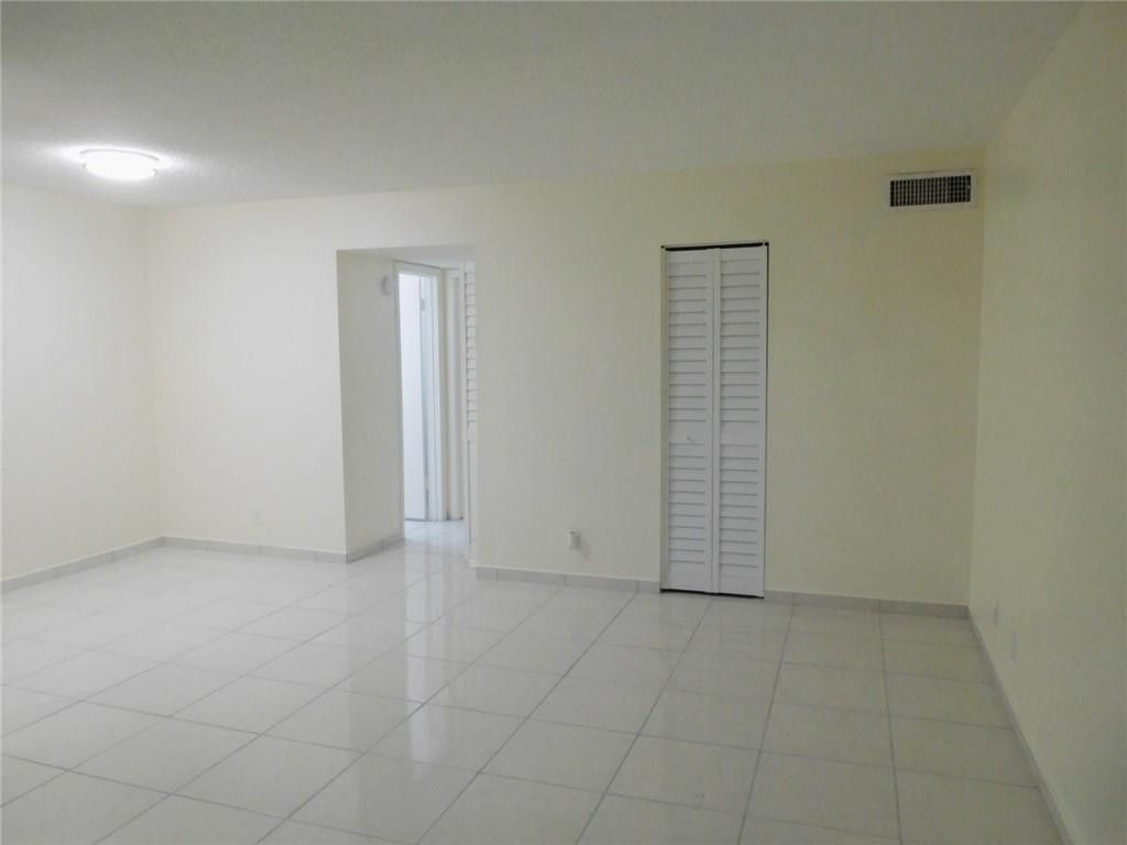 1425 Arthur Street, Unit 414b, Hollywood, FL 33020 Photo