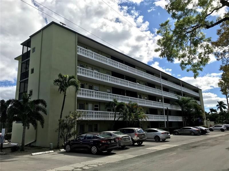 1425 Arthur Street, Unit 414b, Hollywood, FL 33020 Photo