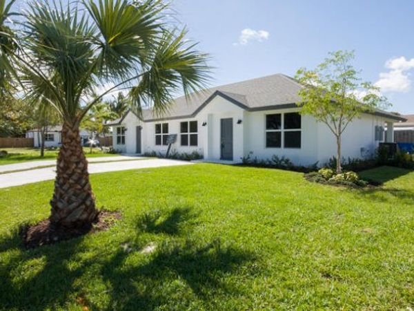 195 S 4th Street, Lantana, FL 33462