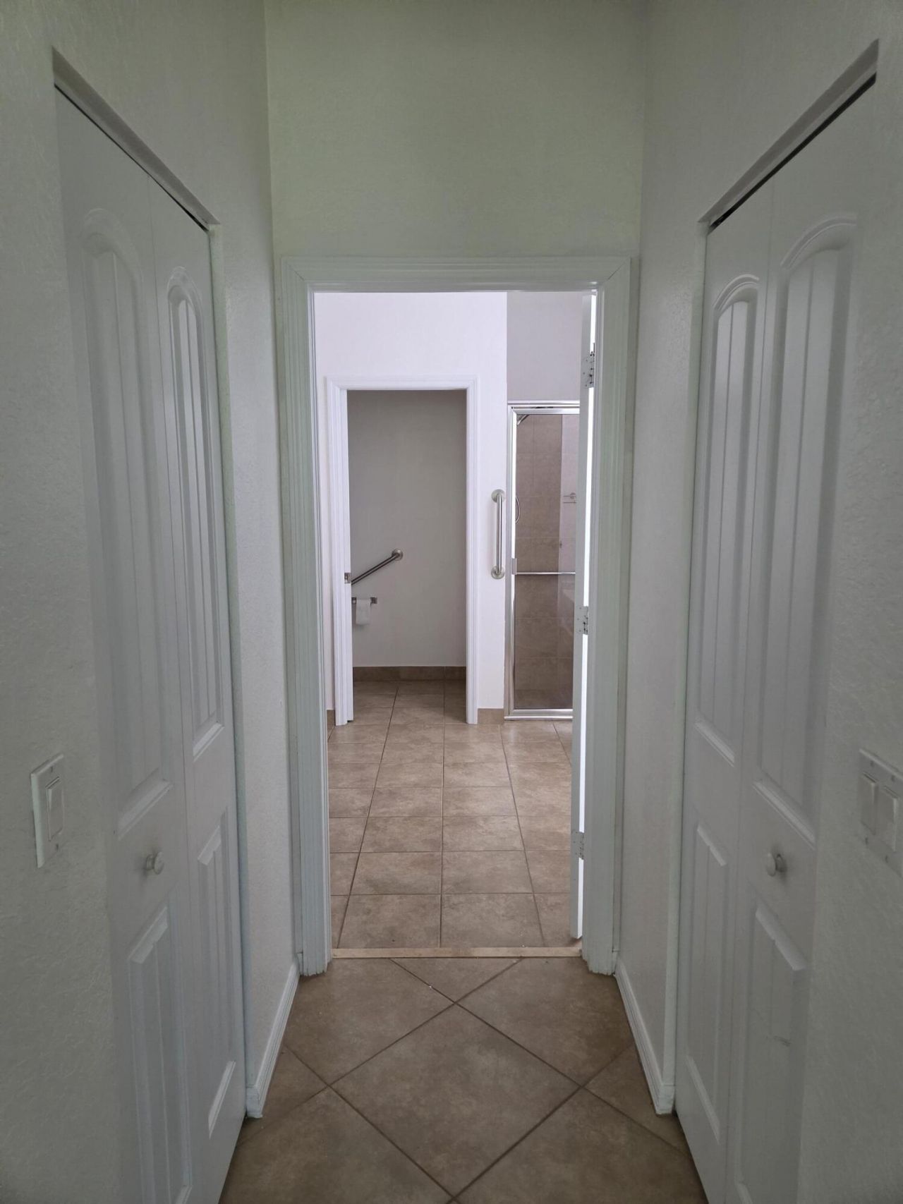 4376 NW Oakbrook Circle, Jensen Beach, FL 34957 Photo
