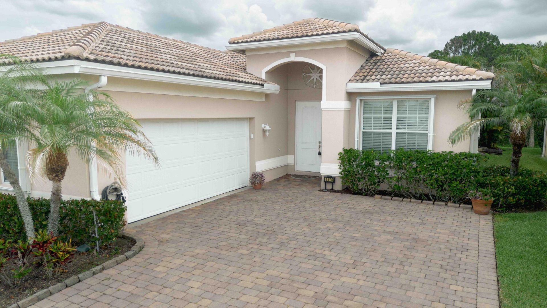 4376 NW Oakbrook Circle, Jensen Beach, FL 34957 Photo