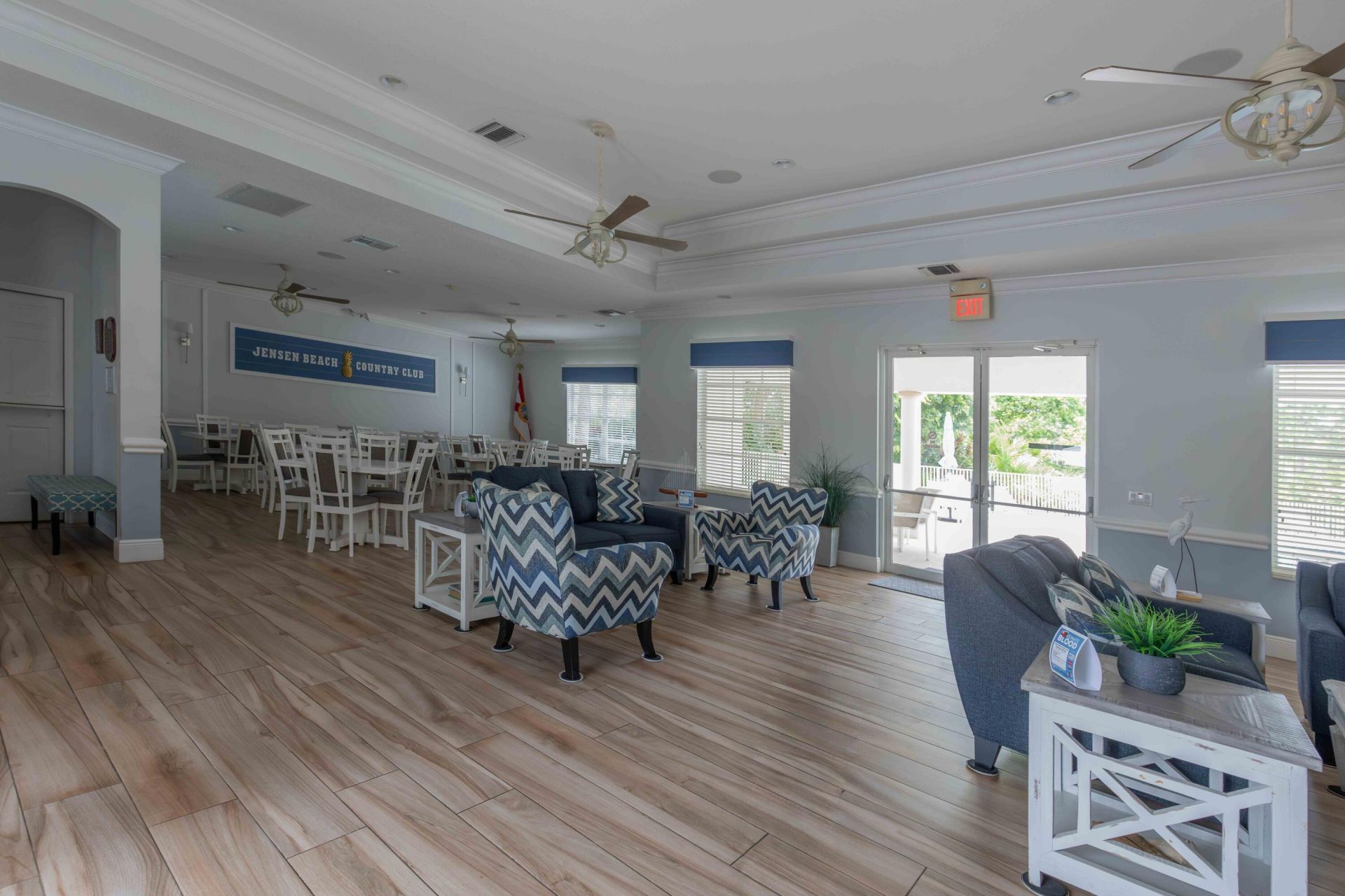 4376 NW Oakbrook Circle, Jensen Beach, FL 34957 Photo