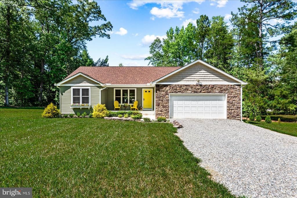 246 Tranquility Drive, Ruther Glen, VA 22546 Main Photo