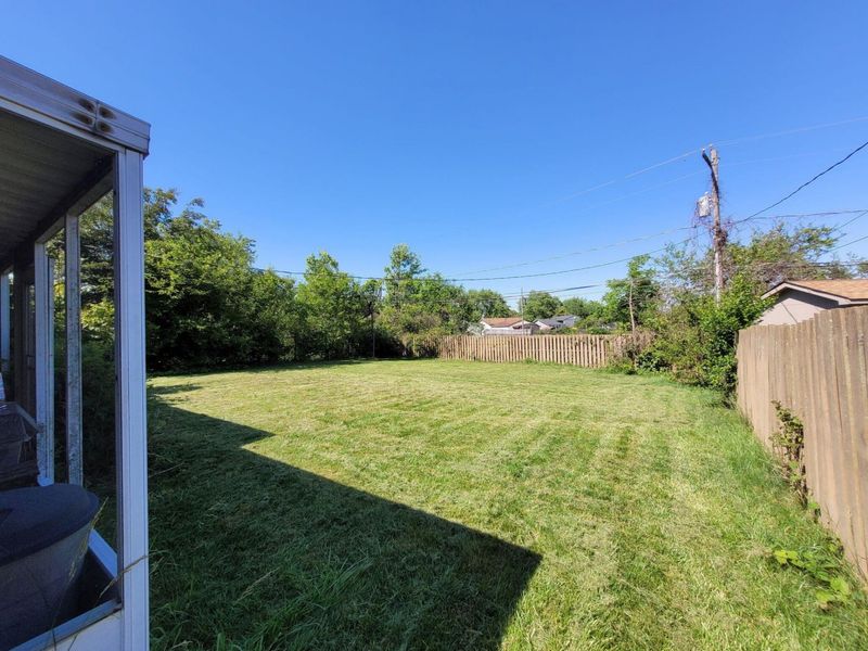 5588 Tamarack Boulevard, Columbus, OH 43229 Photo 22