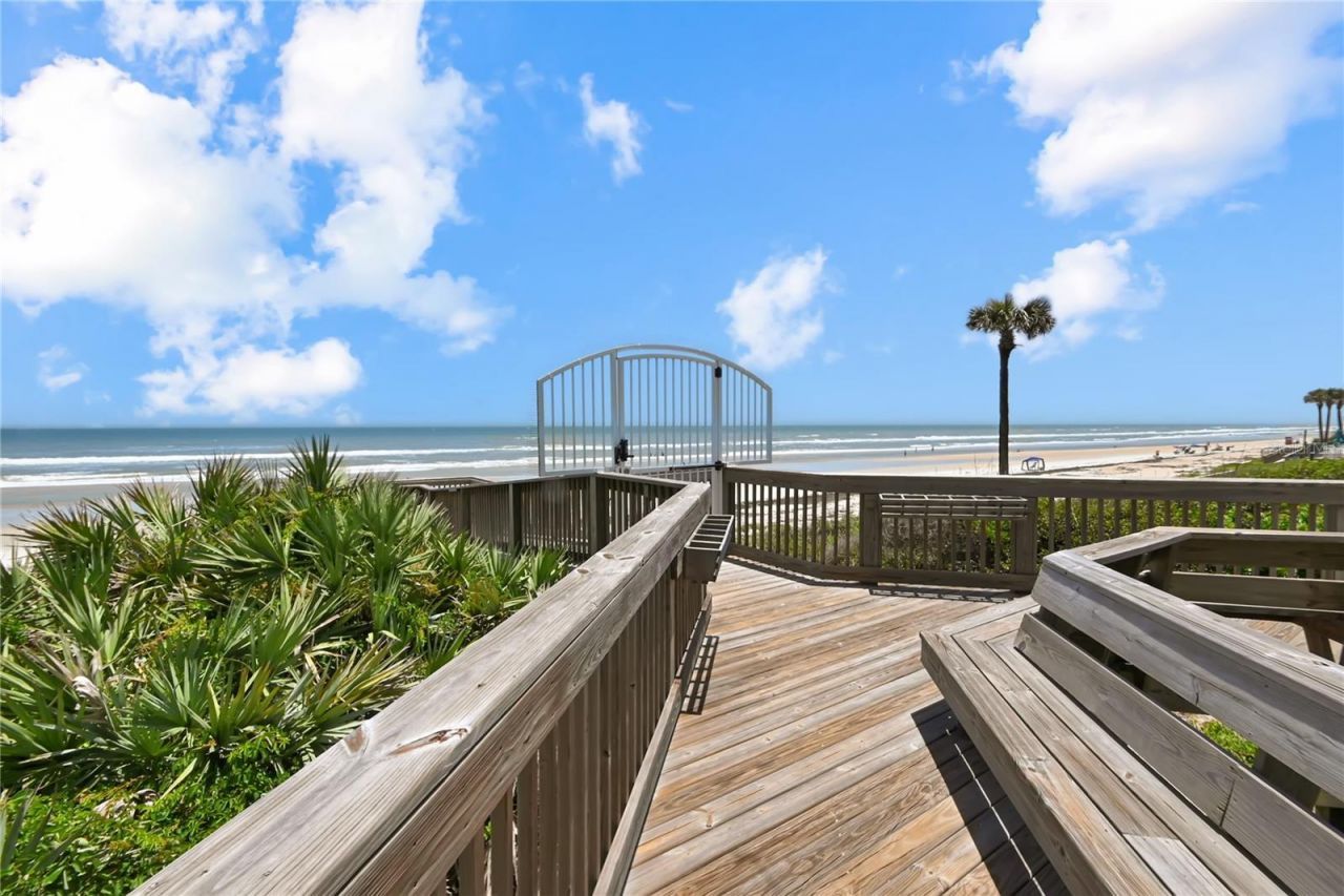 5207 S Atlantic Avenue , Unit 323, New Smyrna Beach, FL 32169 Photo