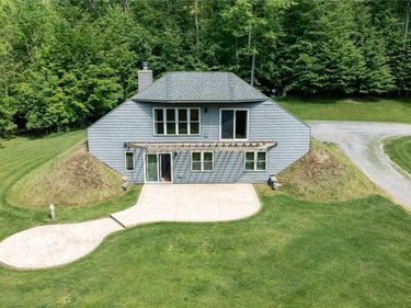 7121 Pittsford Palmyra Road, Rochester, NY 14450