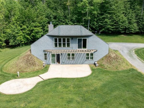 7121 Pittsford Palmyra Road, Rochester, NY 14450