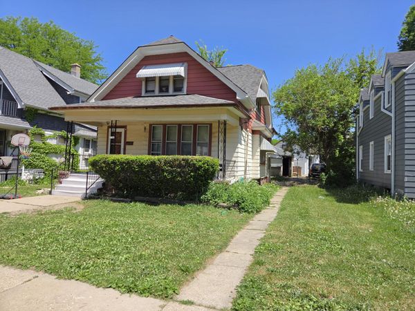 2744 N 52nd St, Unit 2744 A, Milwaukee, WI 53210