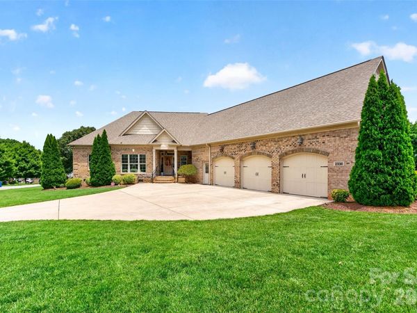 2330 Shiny Leaf Drive , Denver, NC 28037