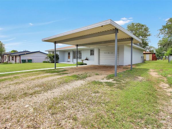 1008 W Avenue D Ave , Belton, TX 76513