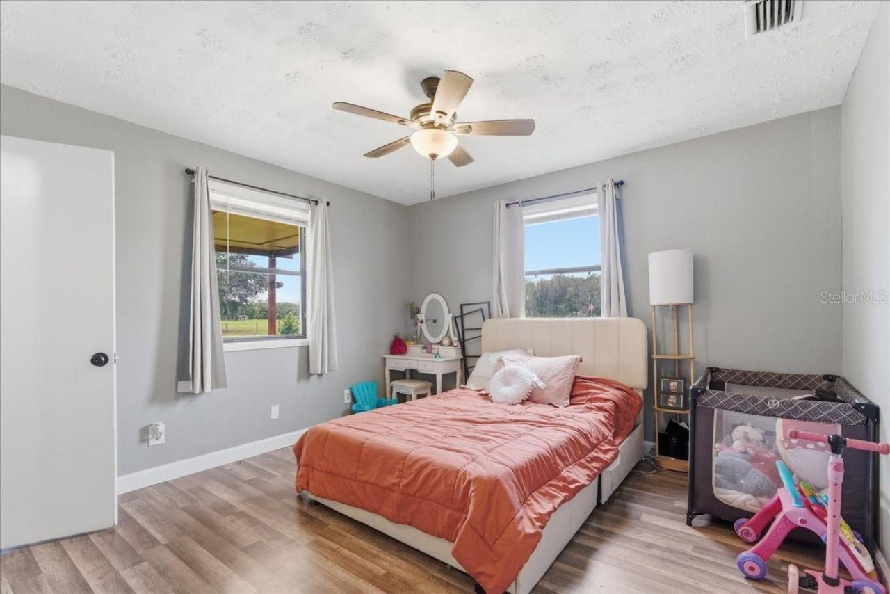 5040 Rodeo Drive , Keystone Heights, FL 32656 Photo