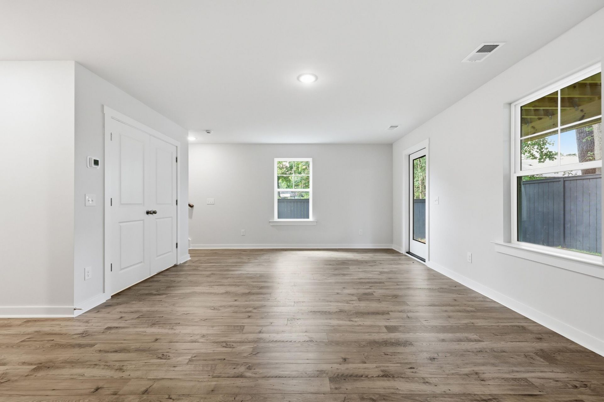 124 Fernbank Road Court Photo 12