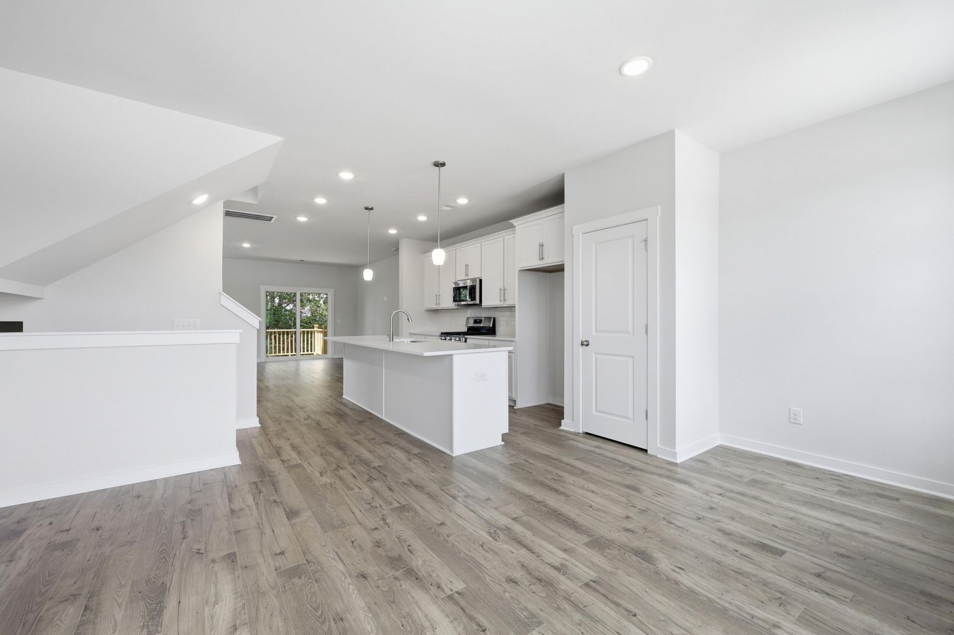 124 Fernbank Road Court Photo 20