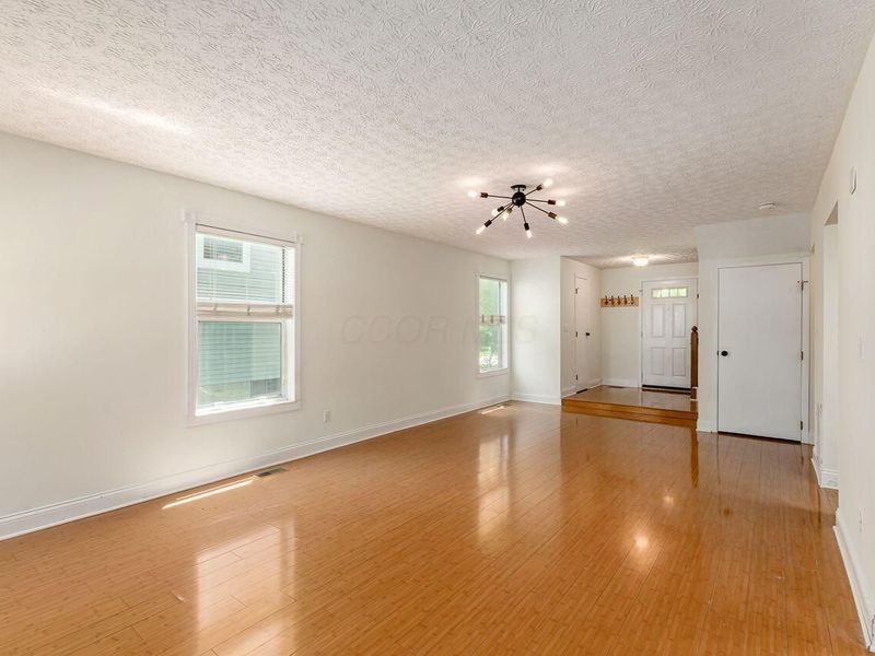 1684 Weather Stone Lane , Columbus, OH 43235 Photo 10