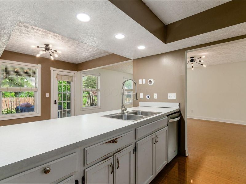 1684 Weather Stone Lane , Columbus, OH 43235 Photo 17