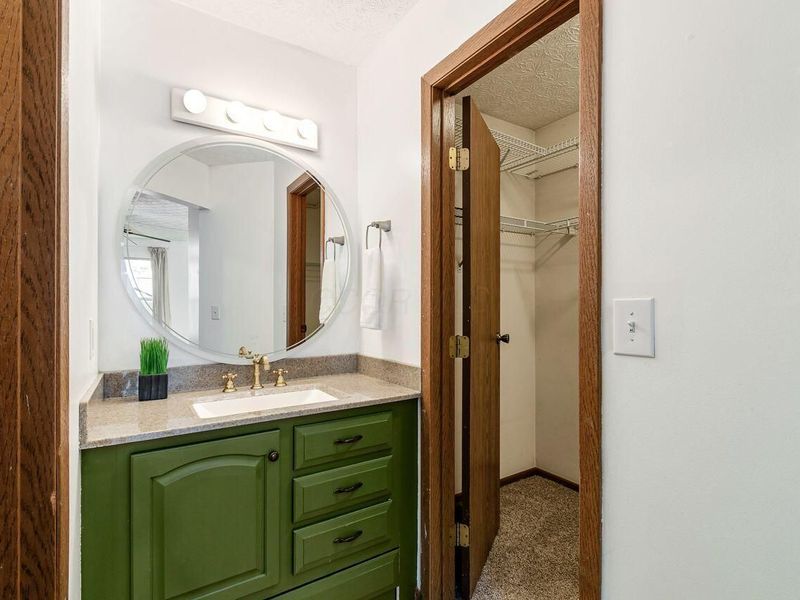 1684 Weather Stone Lane , Columbus, OH 43235 Photo 20