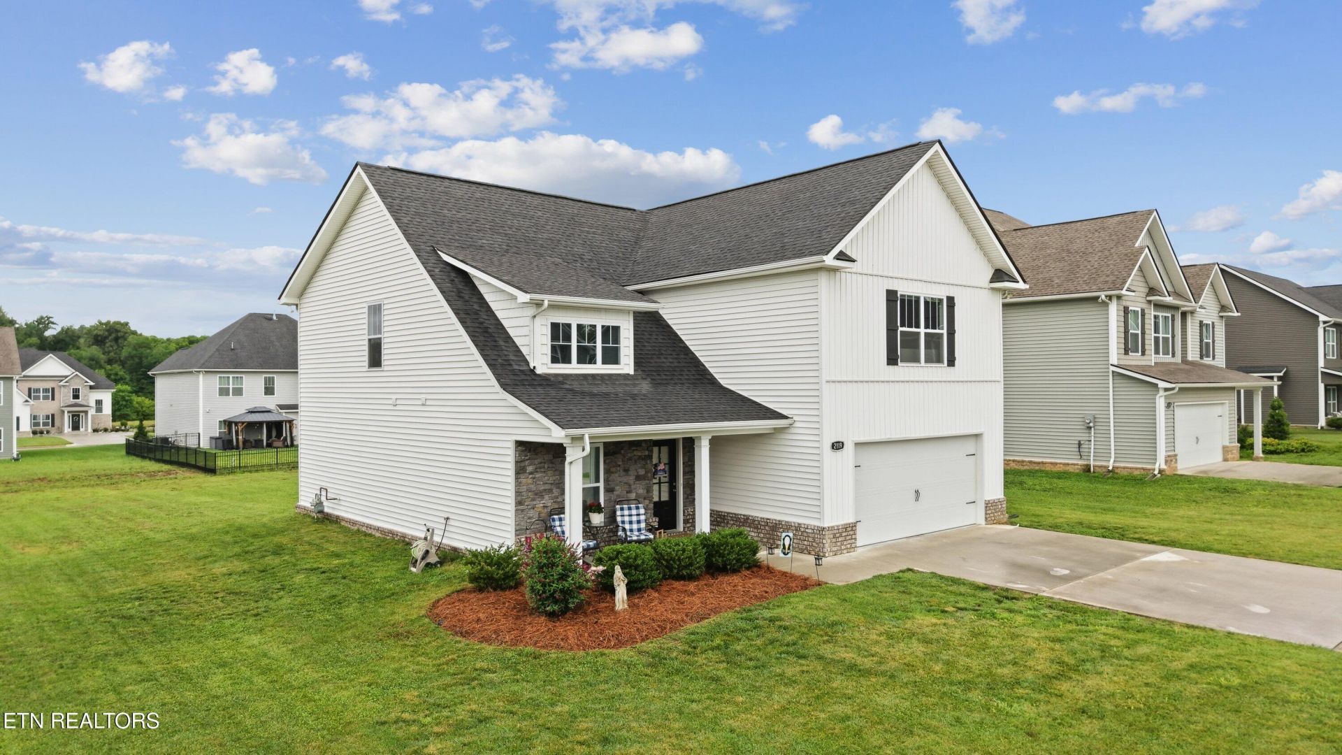 2119 Tributary Drive, Sevierville, TN 37876 Main Photo