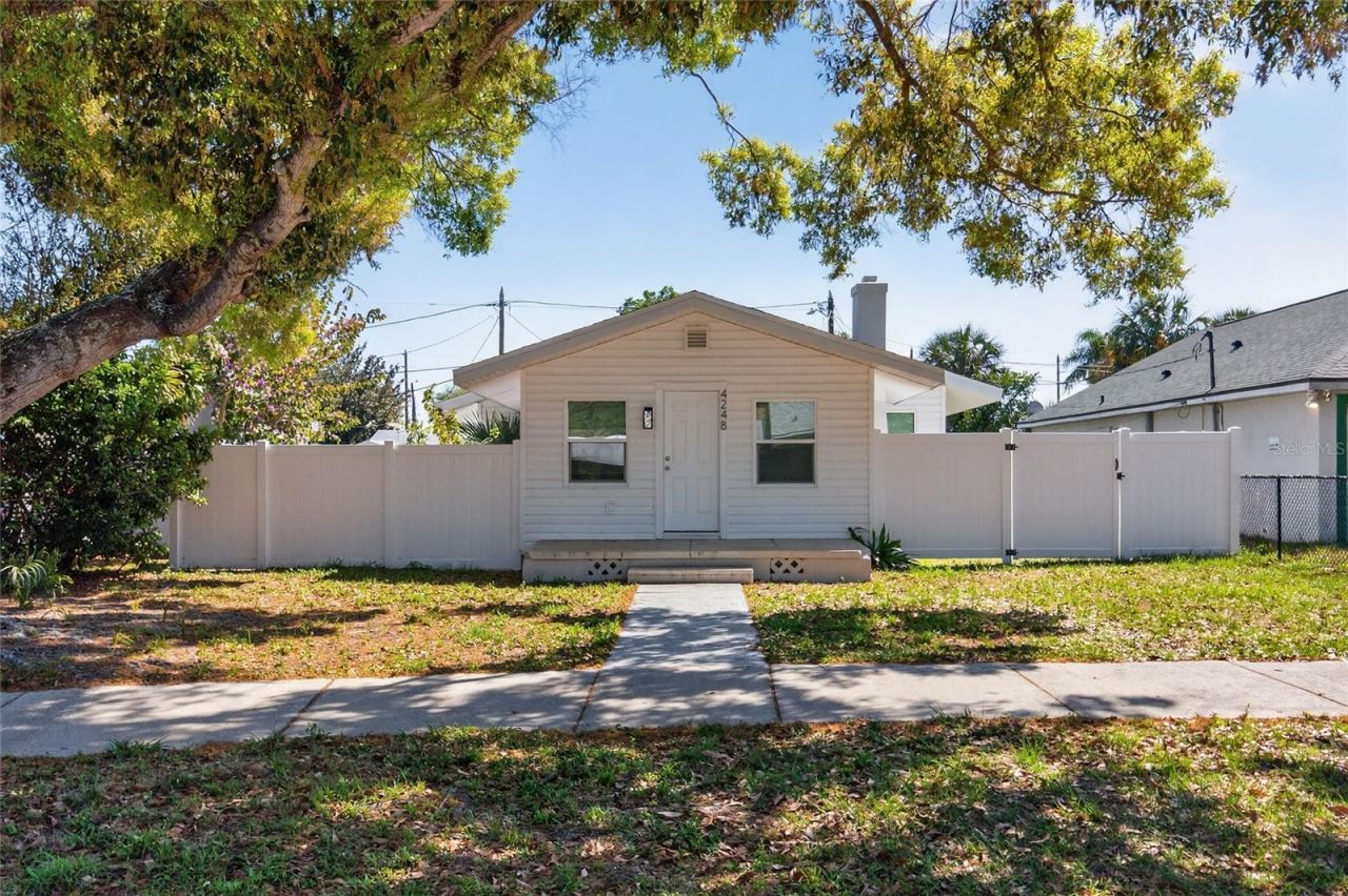 4248 4th Avenue S, Saint Petersburg, FL 33711 Photo
