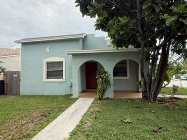 5003 Garden Avenue, West Palm Beach, FL 33405