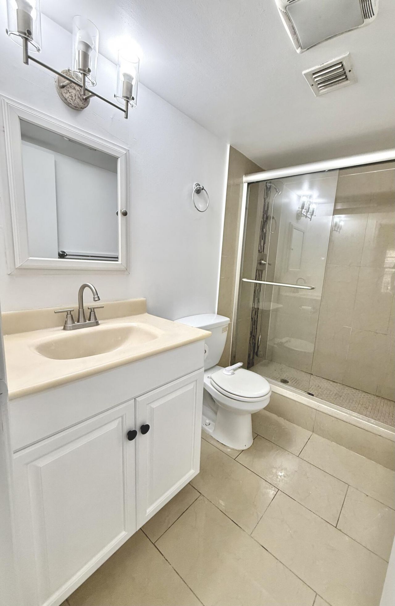 9935 Pineapple Tree Drive, Unit Apt 208, Boynton Beach, FL 33436 Photo