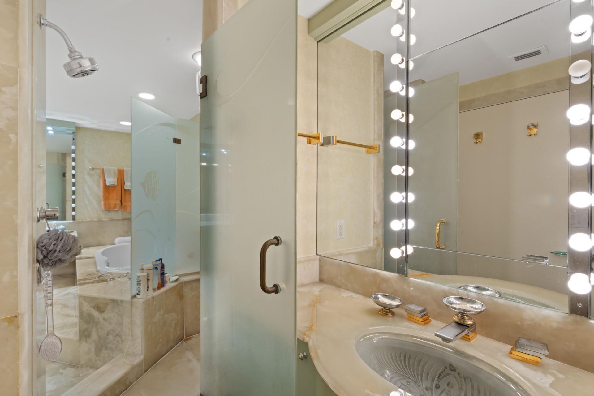 3100 N Ocean Boulevard, Unit 1610, Fort Lauderdale, FL 33308 Photo