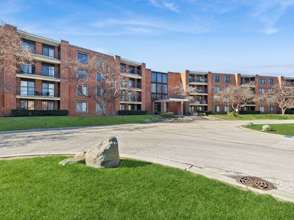 1415 E Central Road , Unit 405A, Arlington Heights, IL 60005