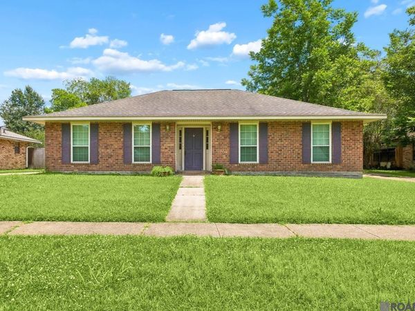 1614 Brookhollow Dr, Baton Rouge, LA 70810